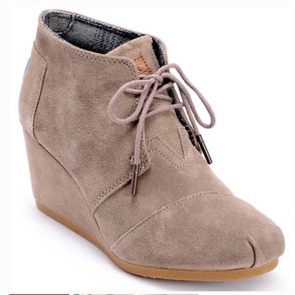 TOMS Kala Suede Wedge Lace Up Booties Tan Size 9